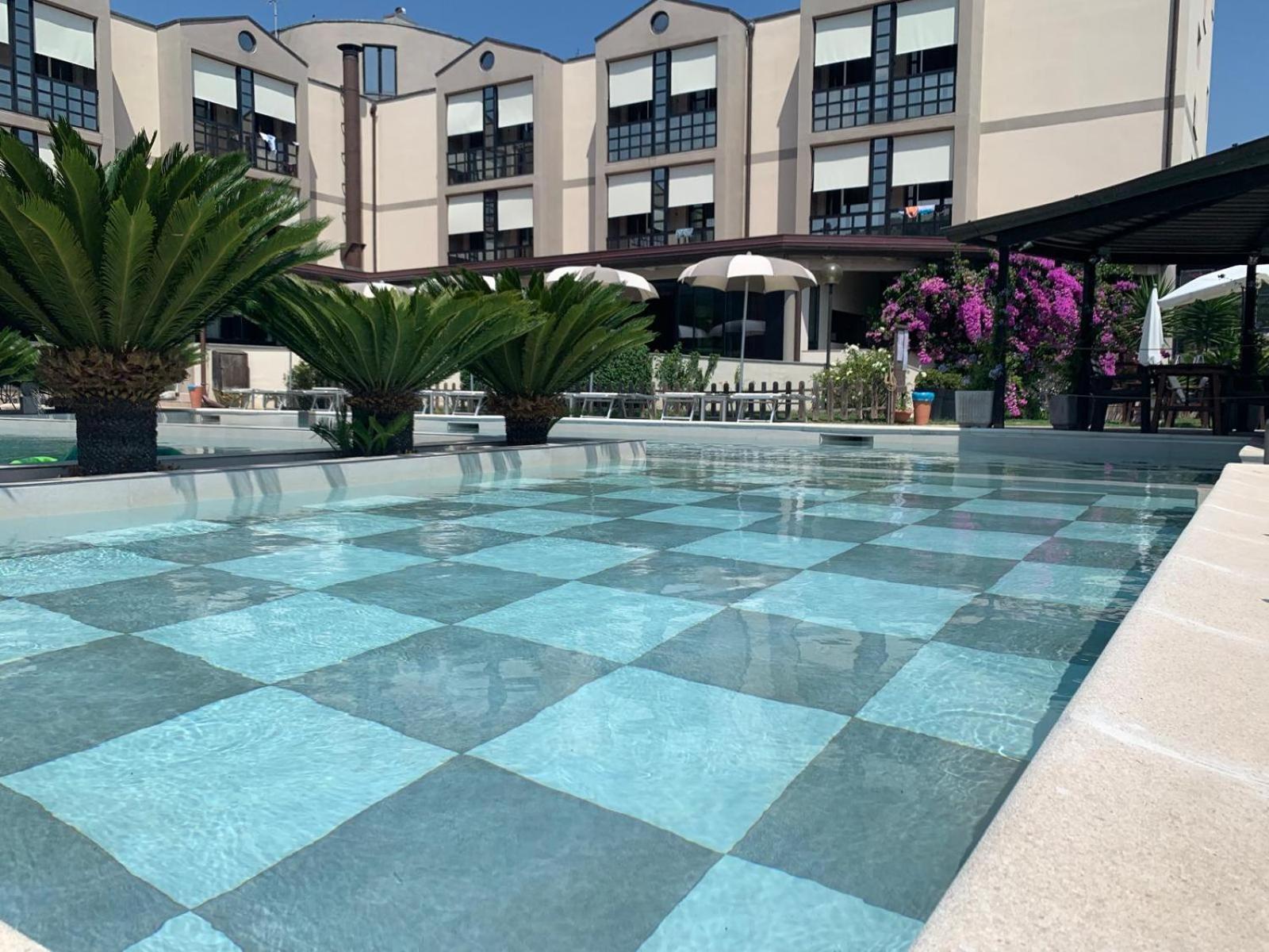 River Park Hotel Ameglia Exterior photo